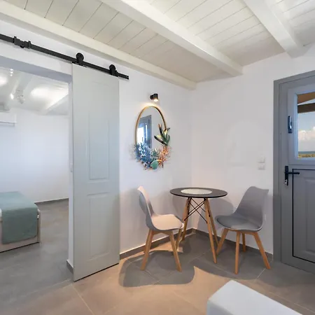 Appartamento Paros Casa Costa Oro *